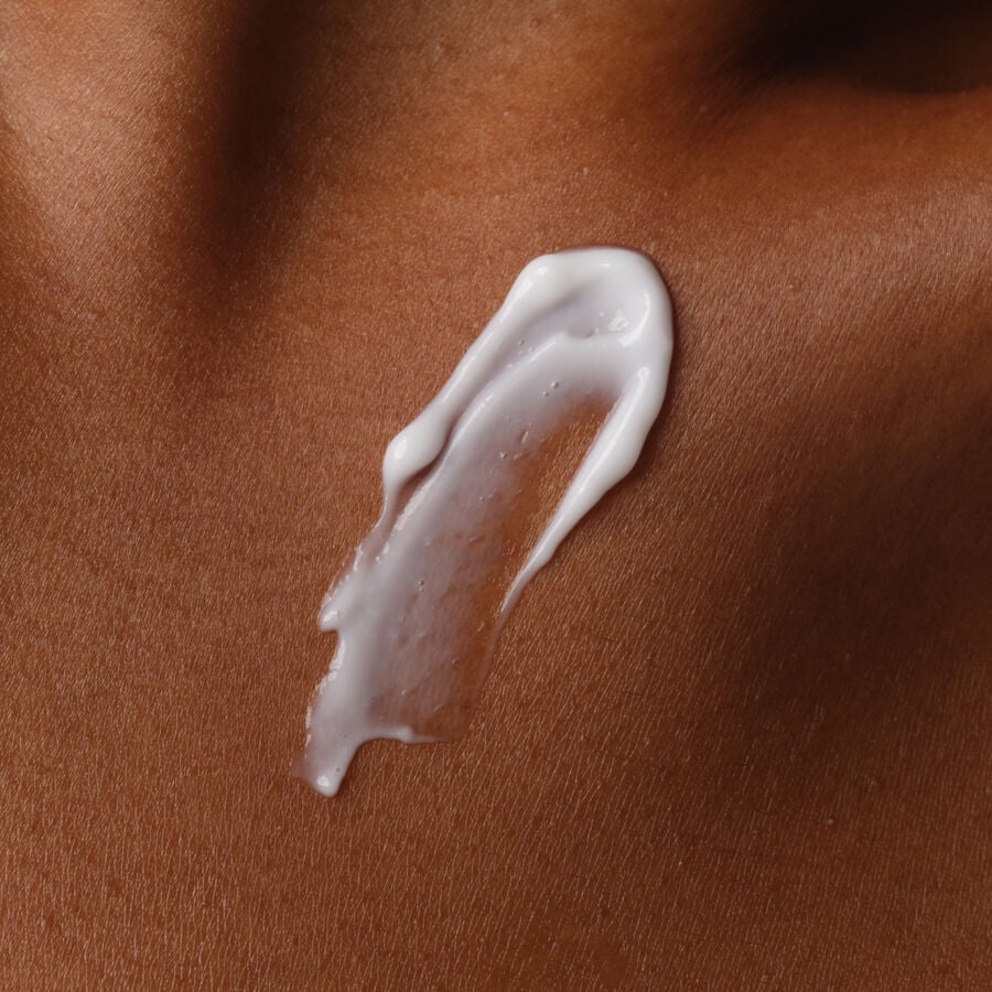 natural-moisturizing-factors-inulin-body-lotion-p3 ORD-Body-Care-Bundles-Brief-NMF-application-shot.jpg